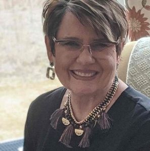 Meet your Posher, Lynn